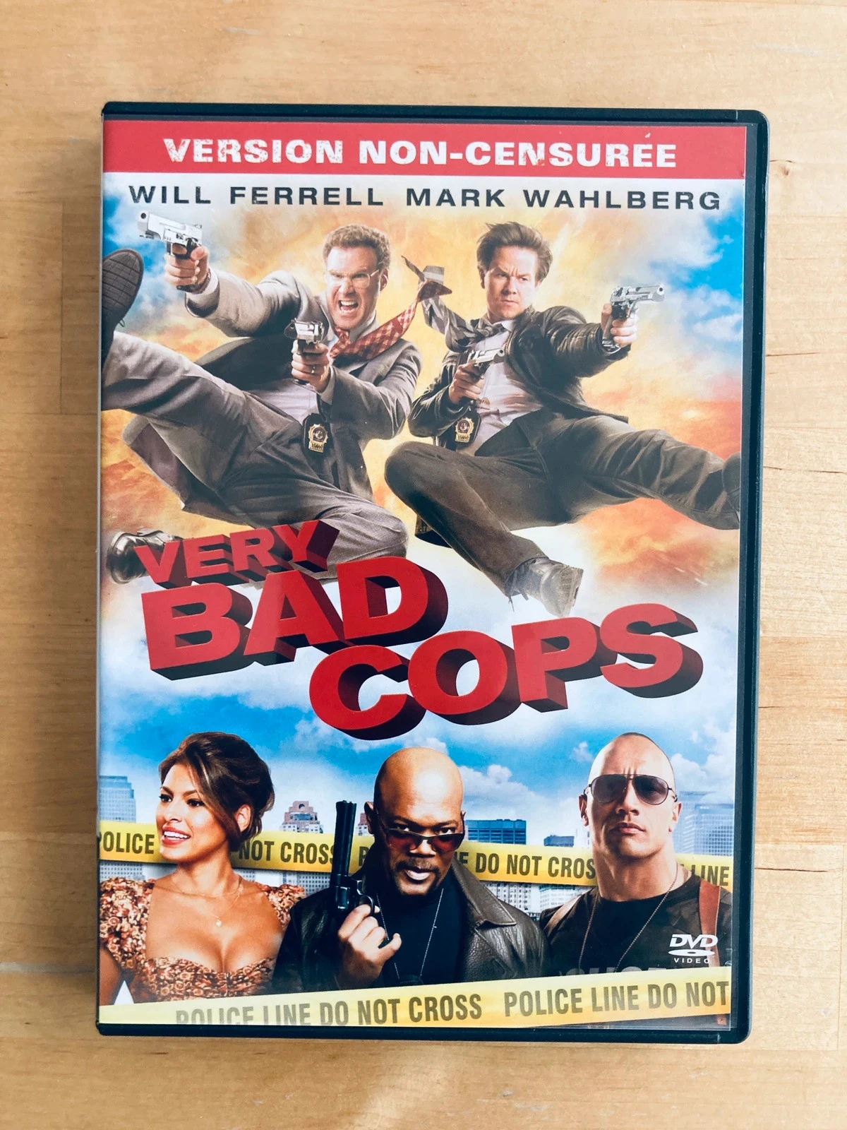DVD Very Bad Cops.